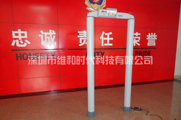 西夏公安局各巡警大隊采用6臺啟亞品牌CLASSIC進(jìn)口安檢門[圖文]