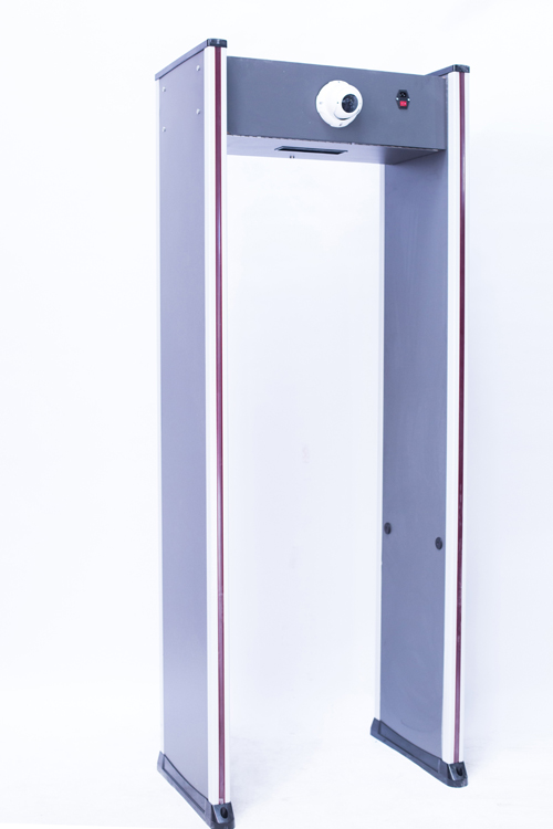 維和時(shí)代熱成像測(cè)溫?cái)z像安檢門(mén)